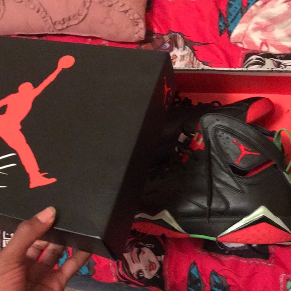 Jordan 7 size 8 - Picture 3 of 3